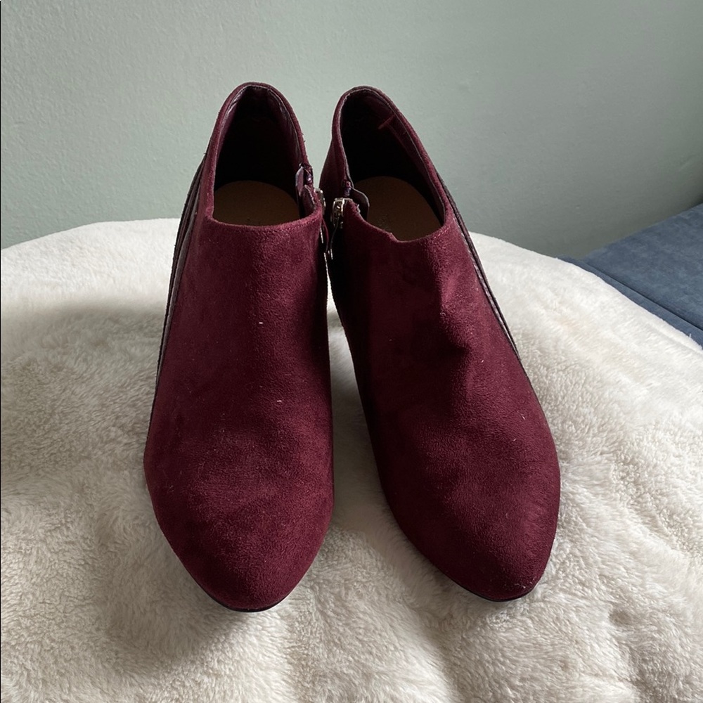 Elegant Burgundy Women's Ankle Boots